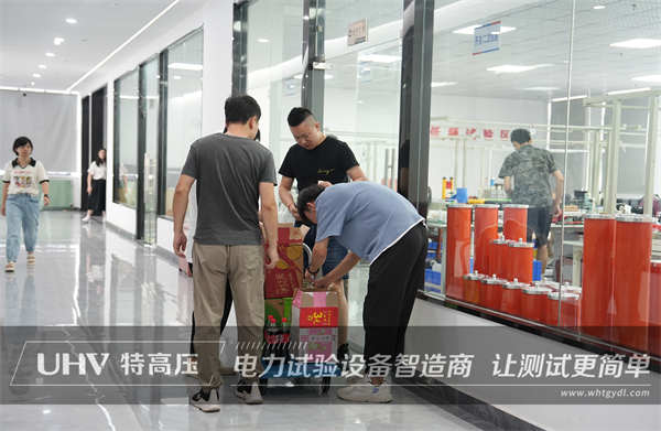 夏日送清涼，關愛沁人心！武漢特高壓為全體員工發放夏季福利(圖7)